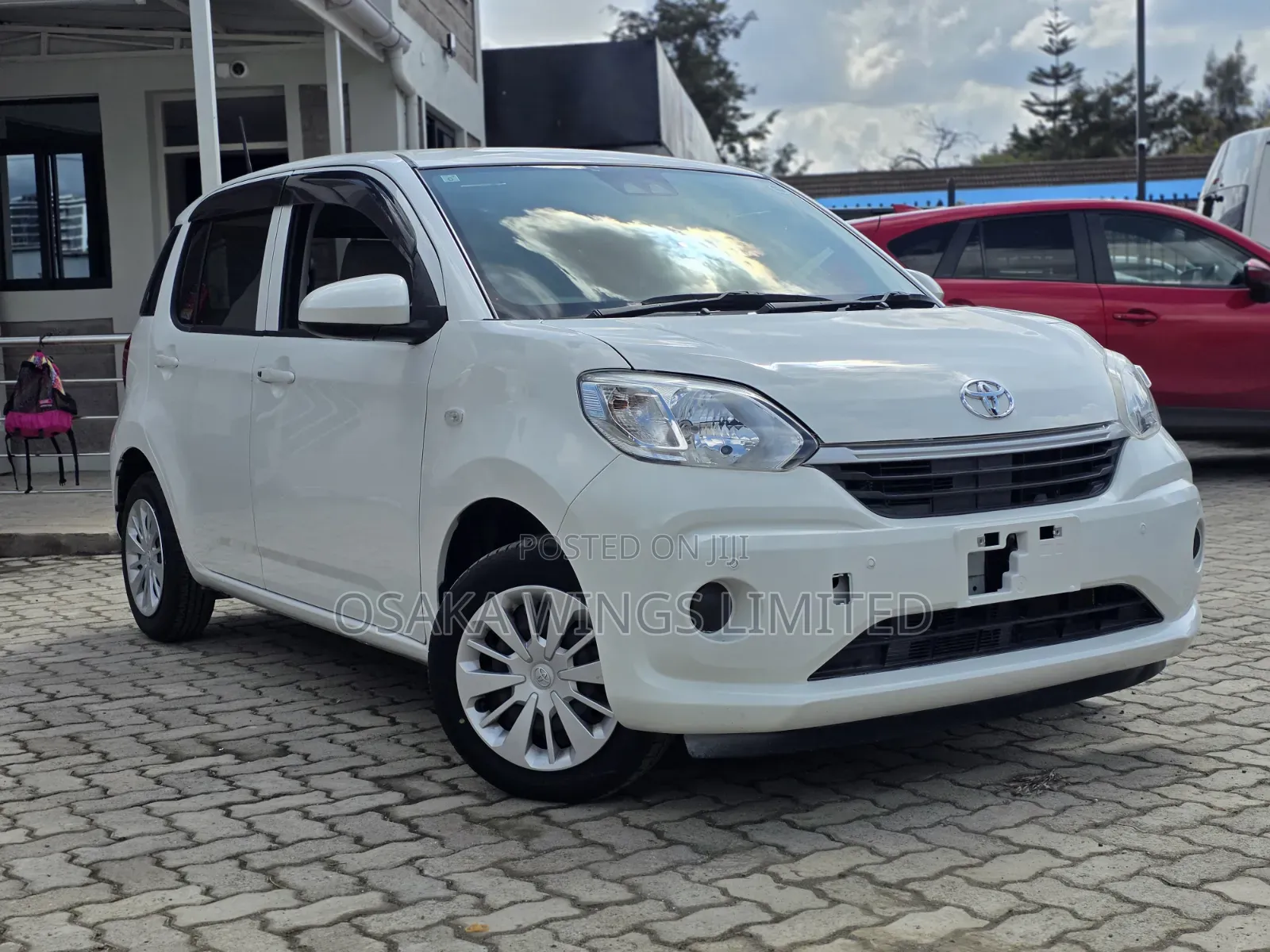 Toyota Passo 1.0 FWD 2019 Pearl