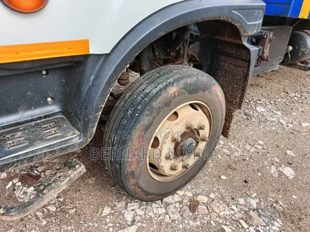 Ashok Leyland
Boss Series 1218 HB EV
5,750 Cc
Manual
Diesel