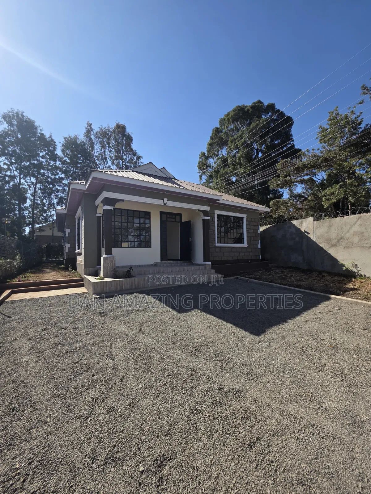 4bdrm Bungalow in Olesurutia, Matasia for sale