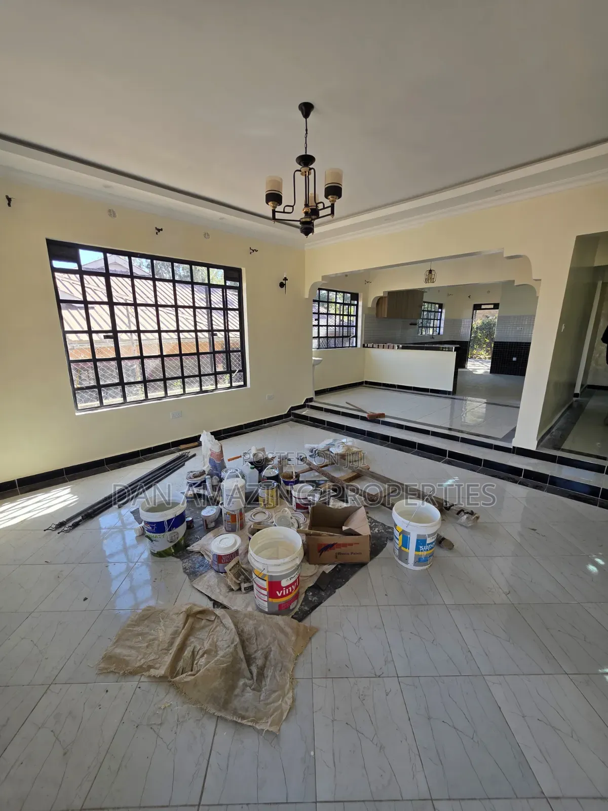 4bdrm Bungalow in Olesurutia, Matasia for sale