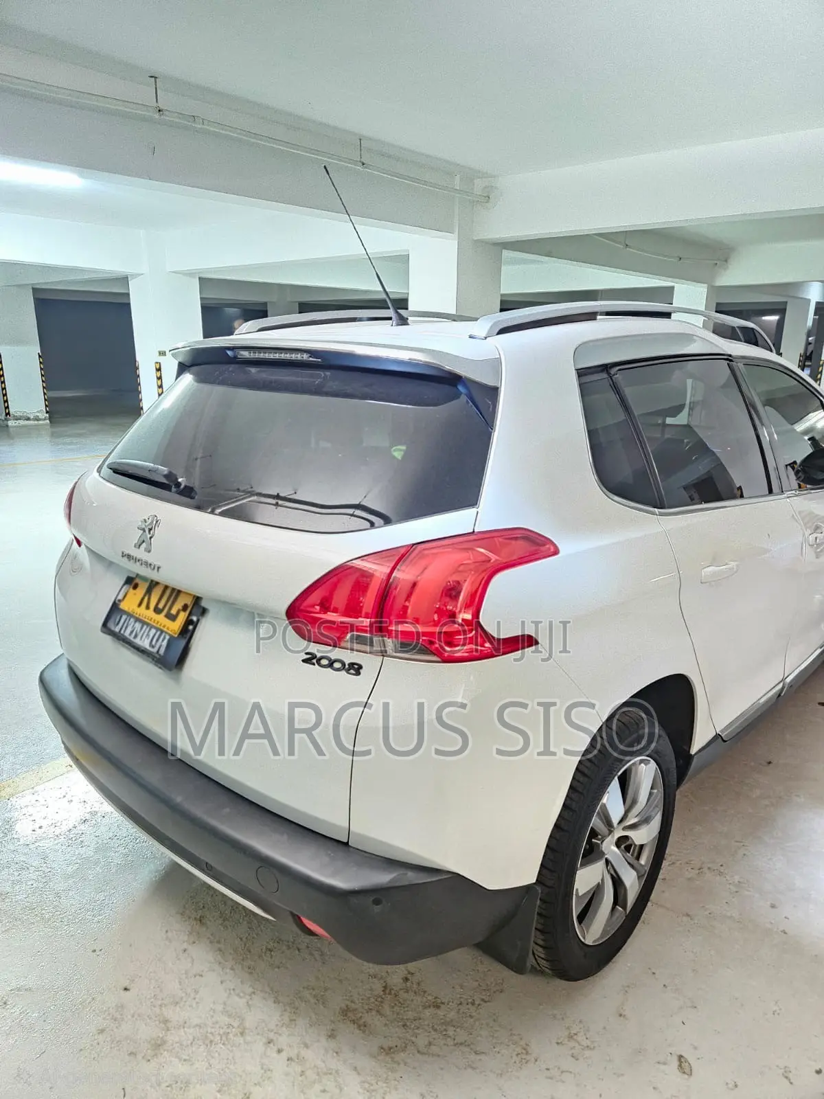 Peugeot 2008 1.2 PureTech (82 Hp) 2016 White