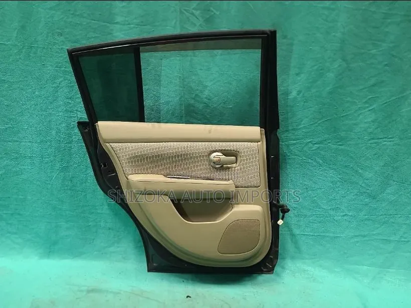 R Door Assy Lh Nissan Tiida C11 2007