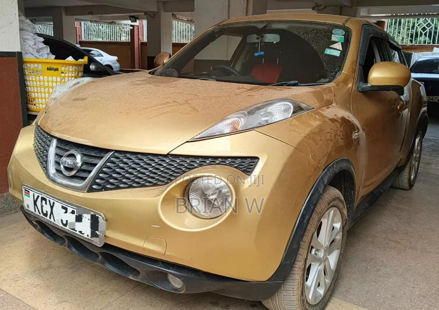 Nissan Juke 2012 Gold