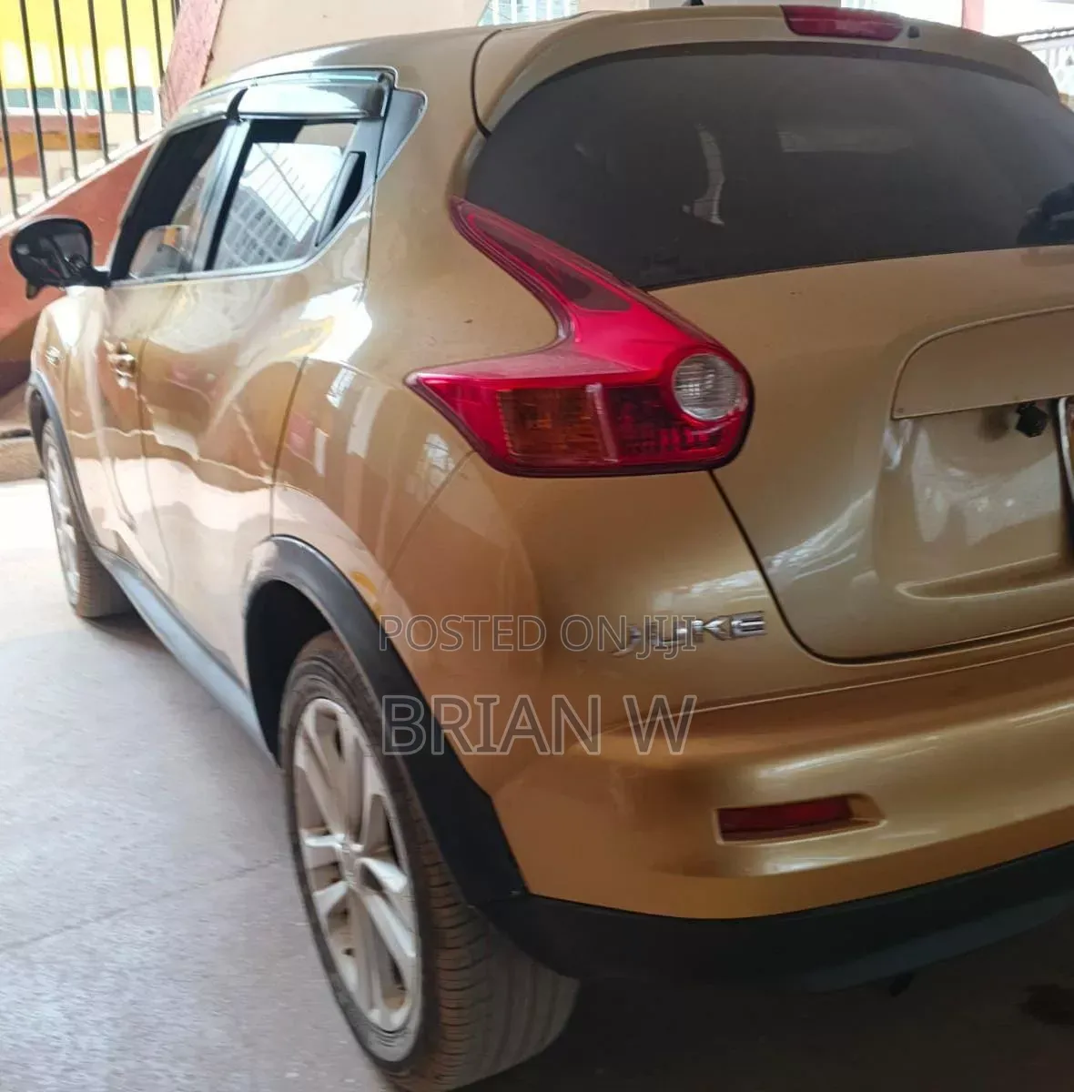 Nissan Juke 2012 Gold