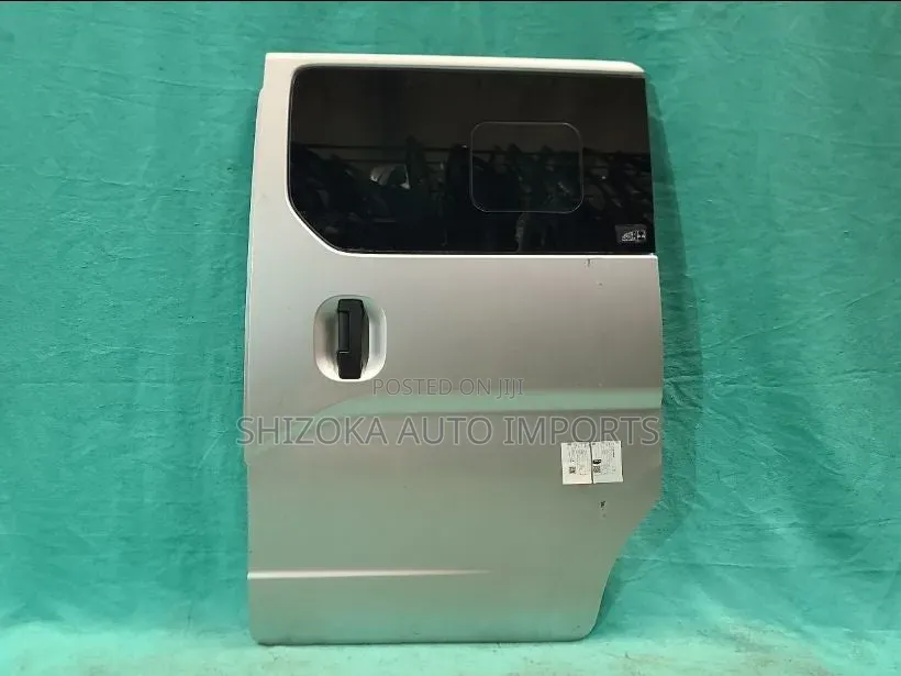 R Door Assy Lh Nissan Nv200 Vanette 2013