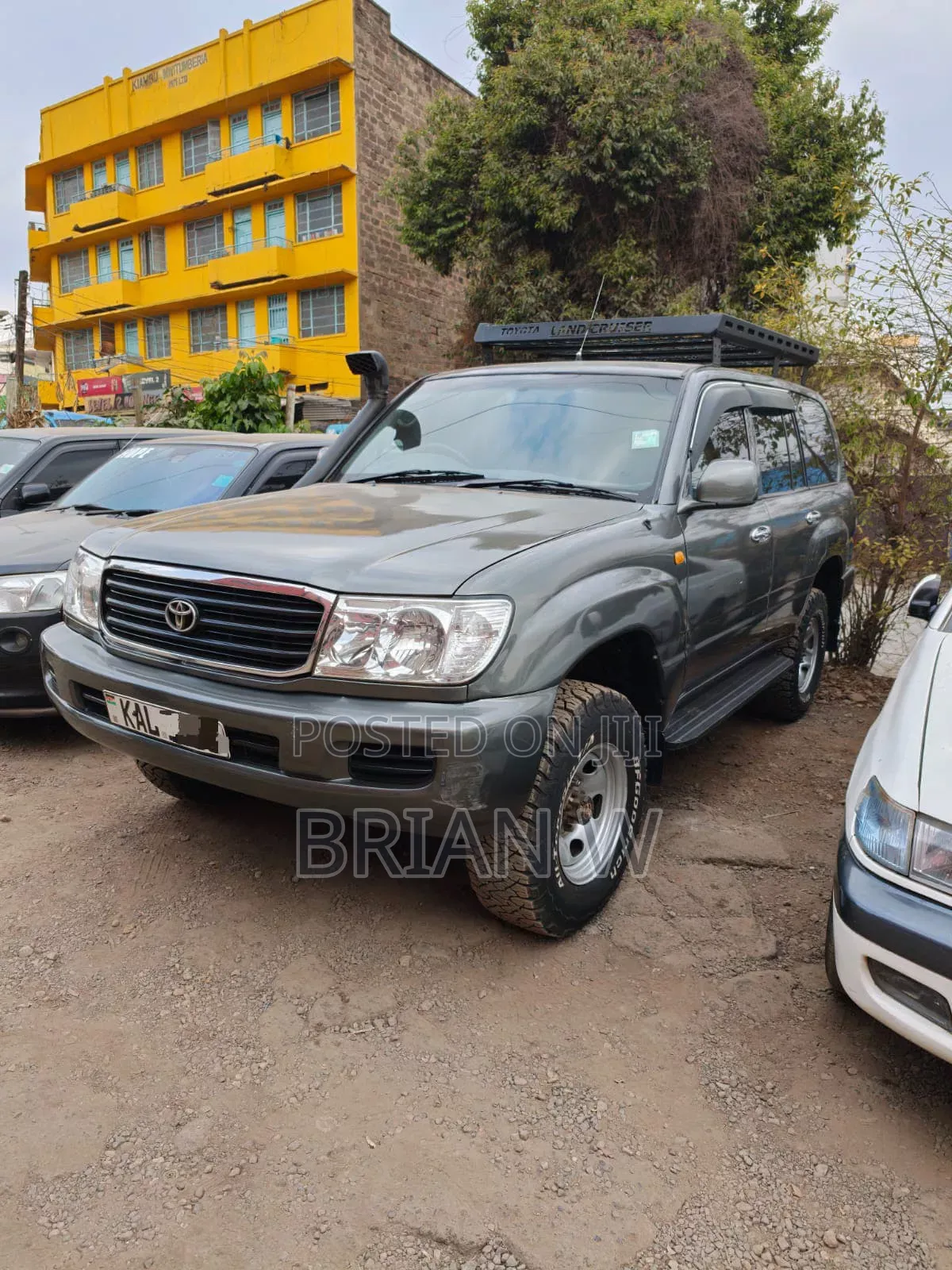 Toyota Land Cruiser 2005 Gray