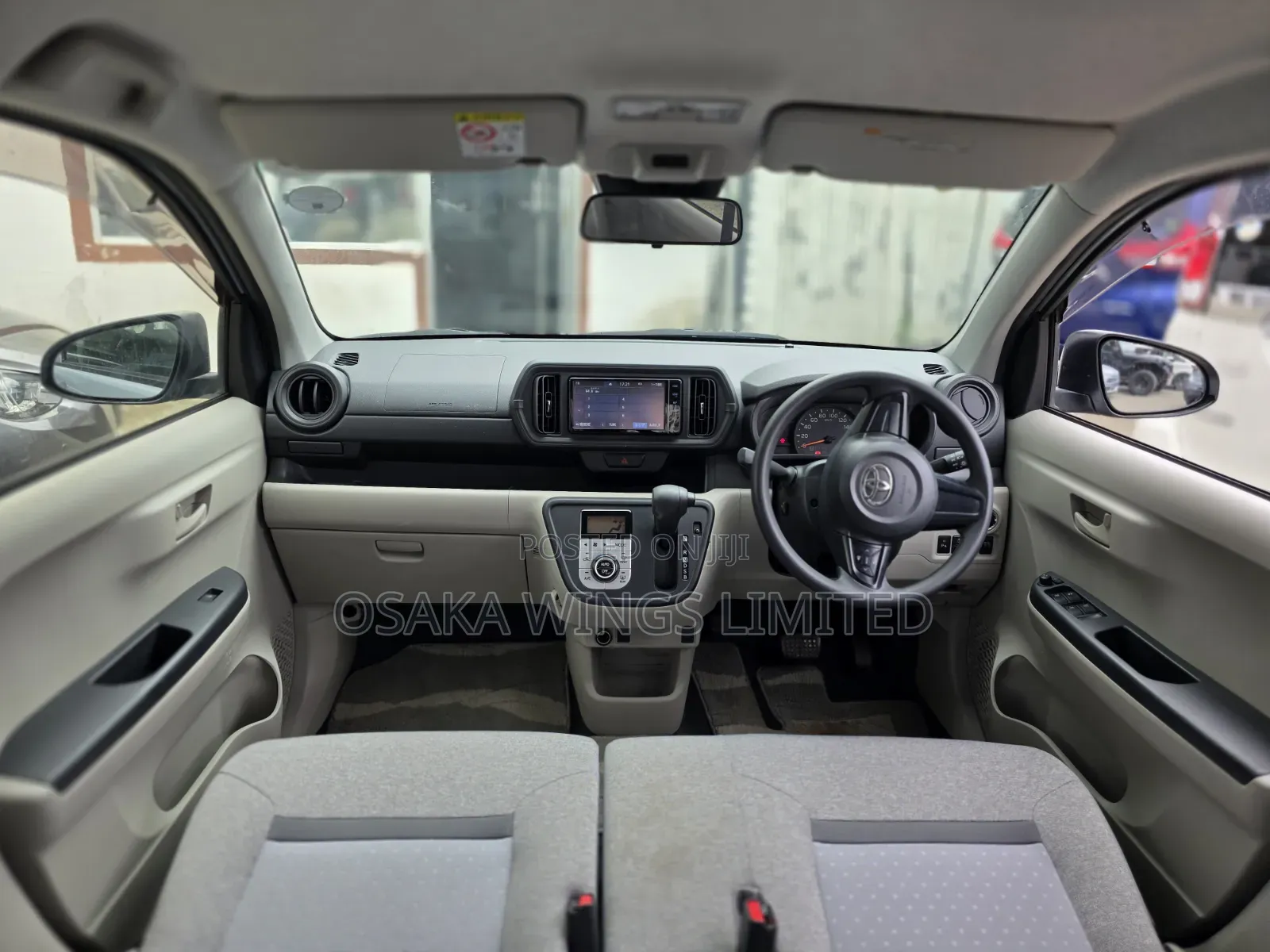 Toyota Passo 1.0 FWD 2019 Silver