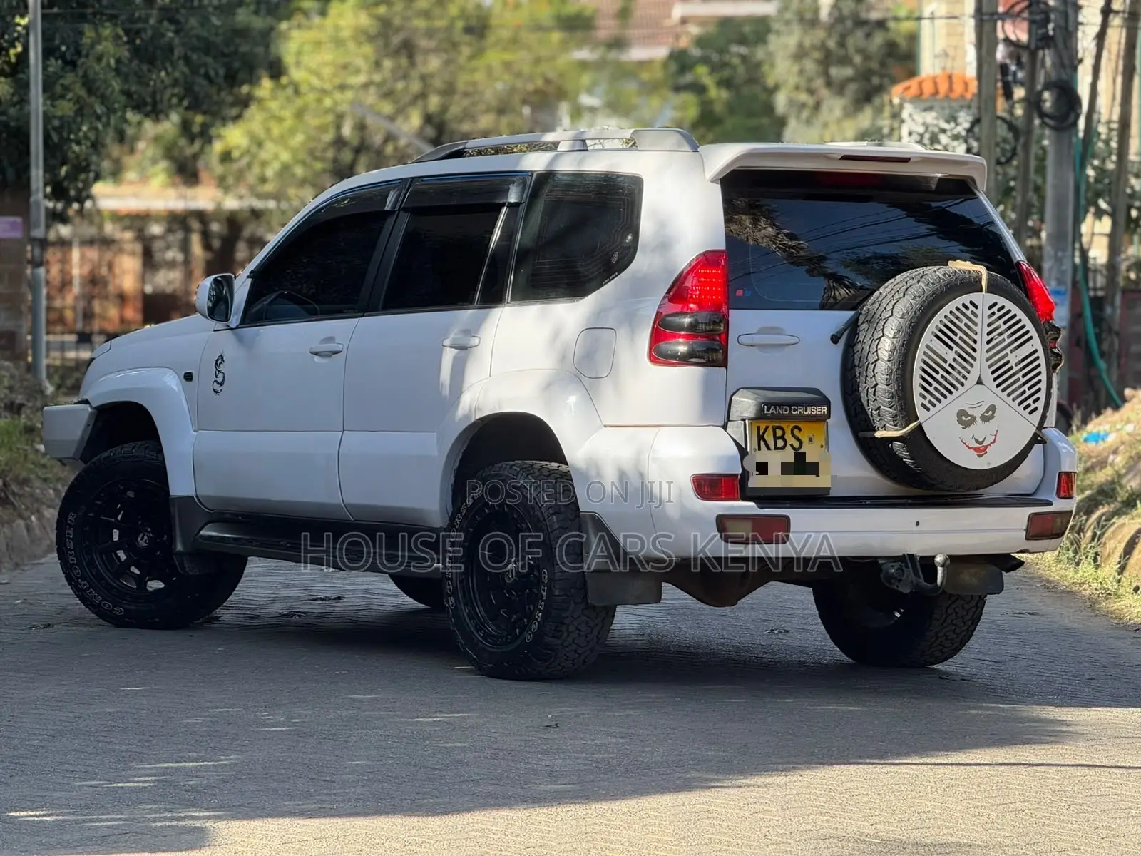 Toyota Land Cruiser Prado 2006 White