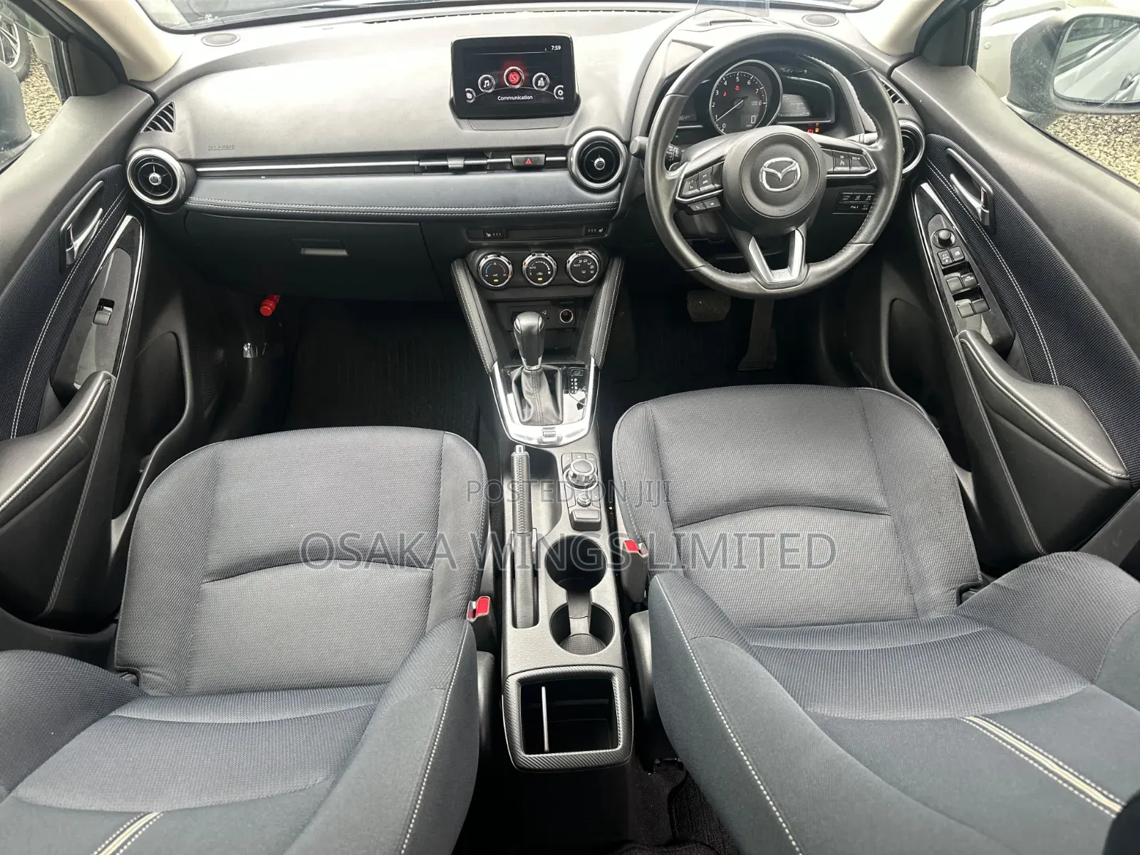 Mazda 2 2019 Silver