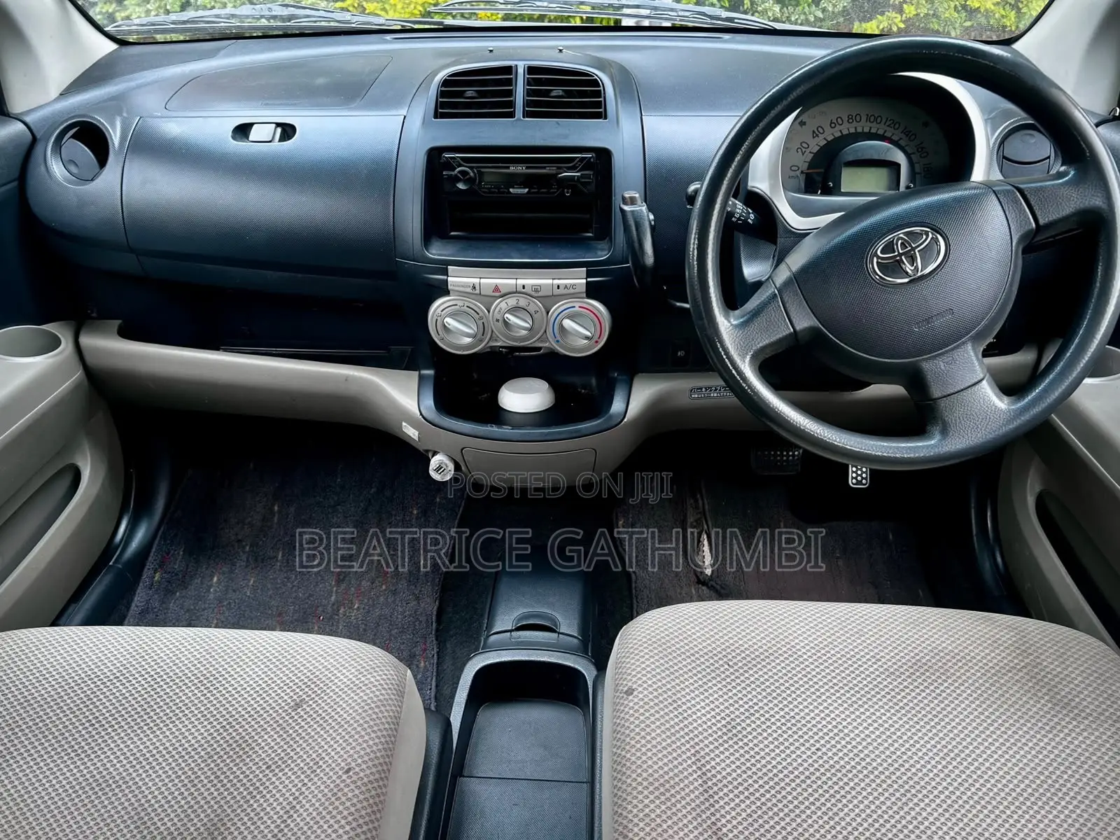 Toyota Passo 2005 Silver