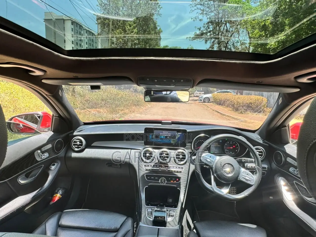 Mercedes-Benz C200 2019 Red