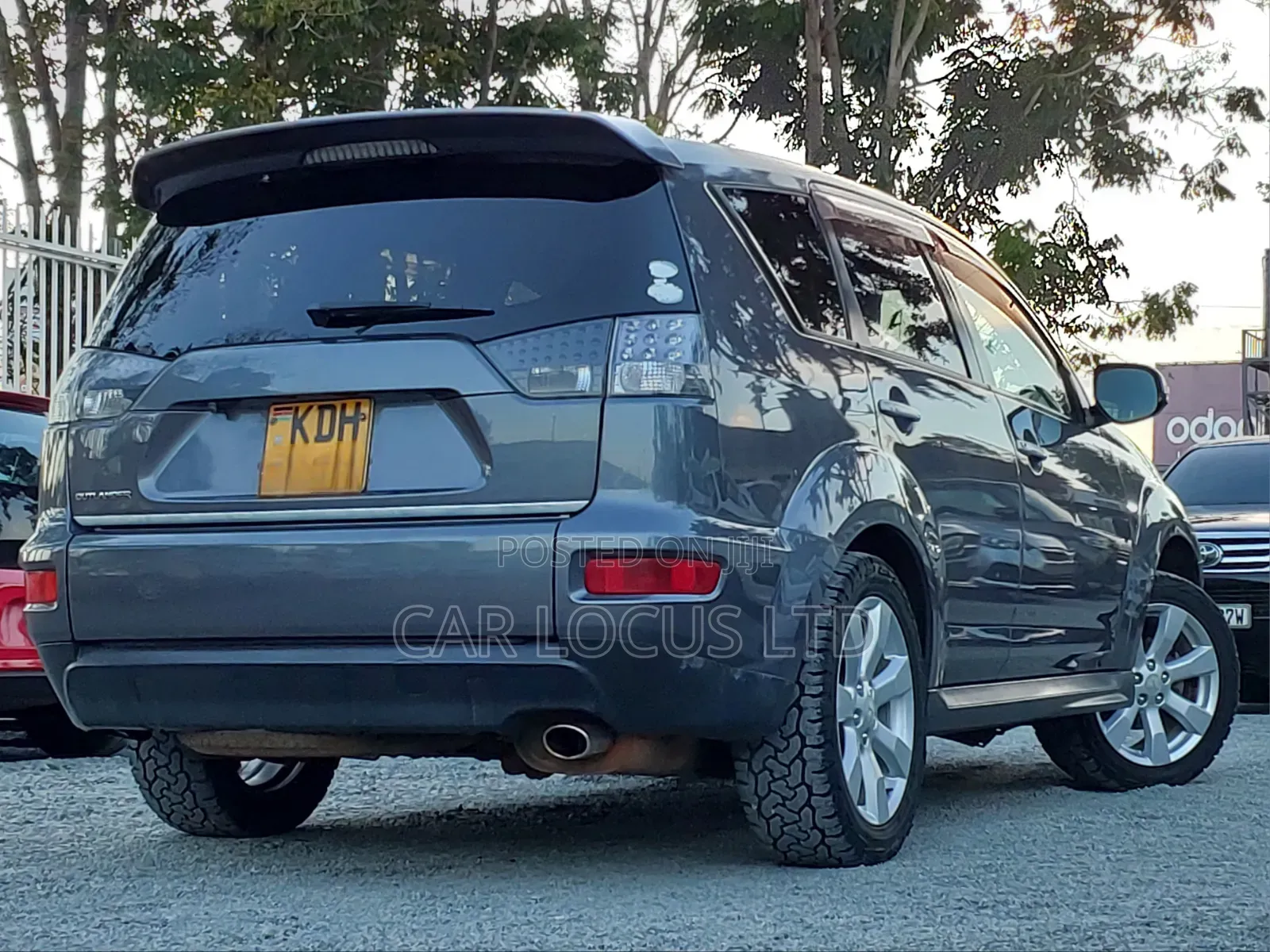 Mitsubishi Outlander 2010 Gray