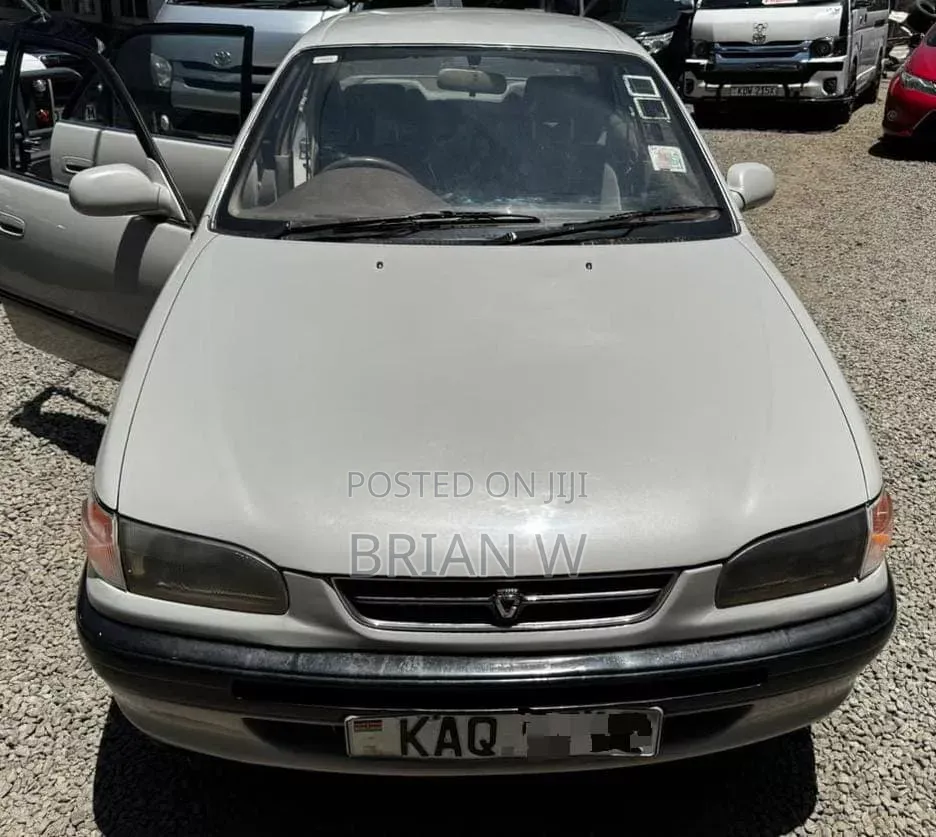 Toyota Corolla 2002 Silver