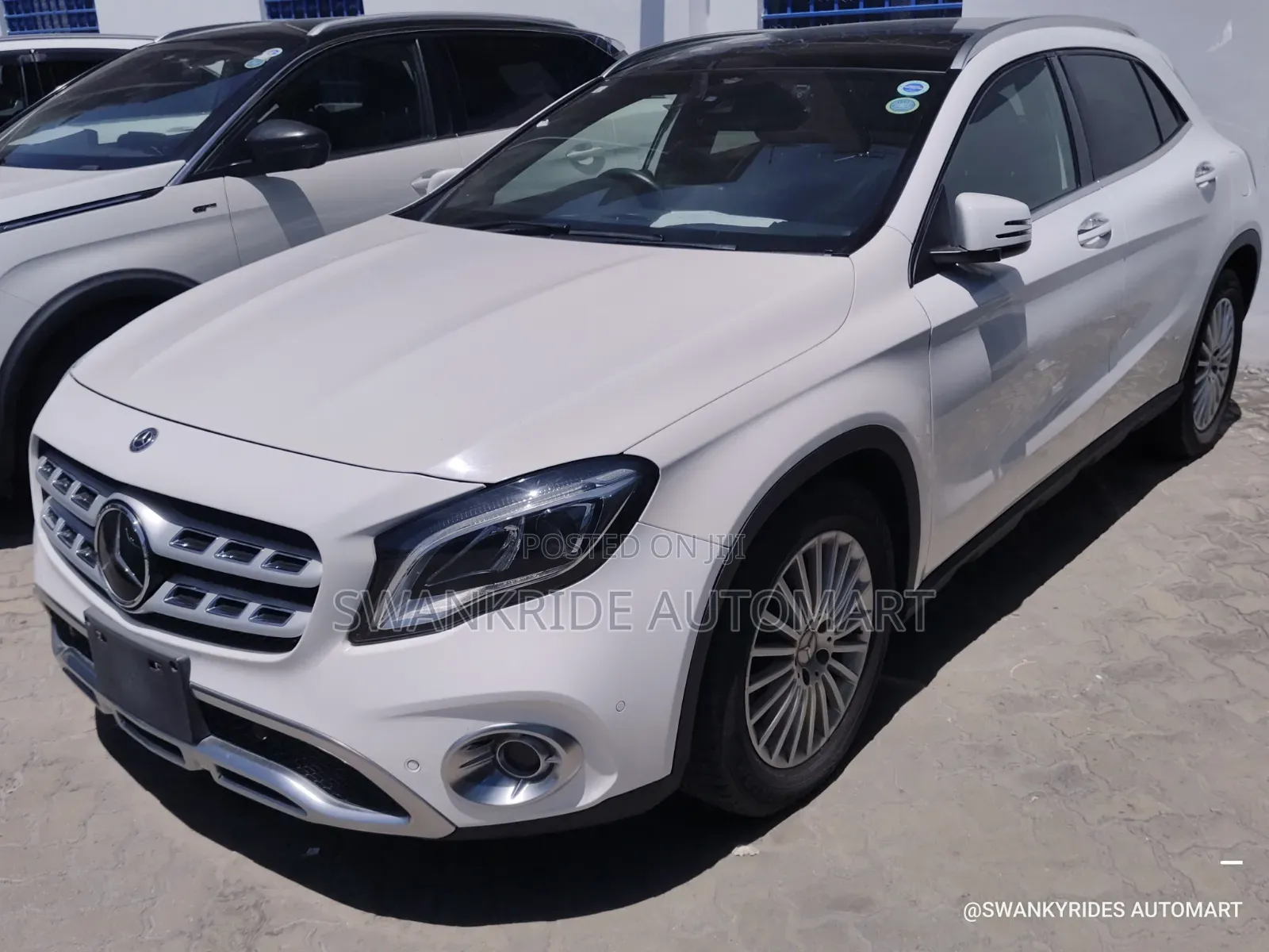 Mercedes-Benz GLA-Class 2019 White