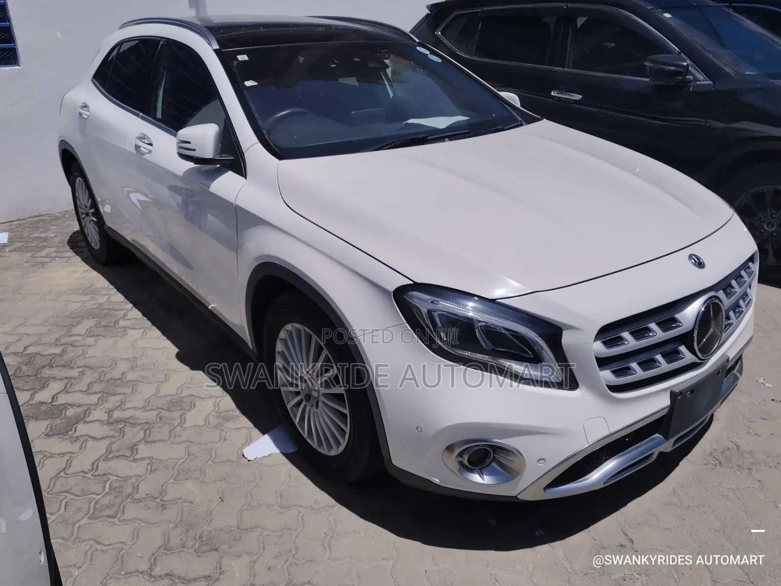 Mercedes-Benz GLA-Class 2019 White