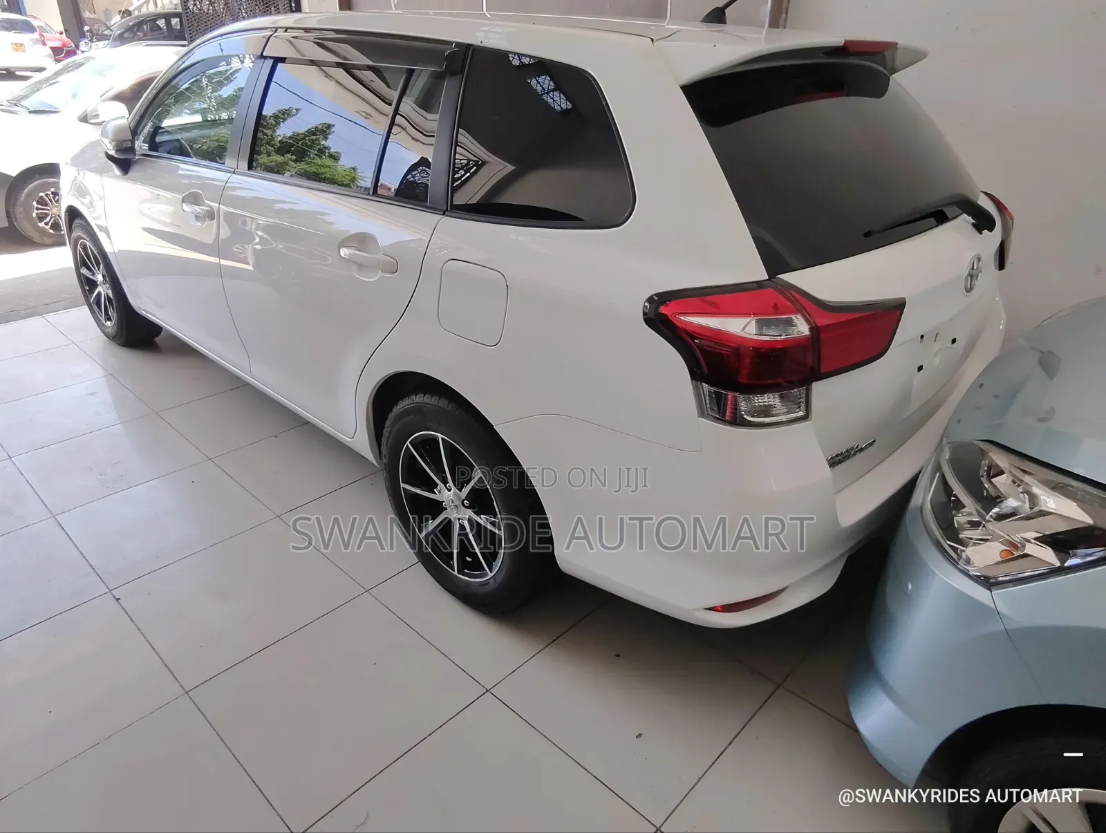 Toyota Corolla Fielder 2019 White