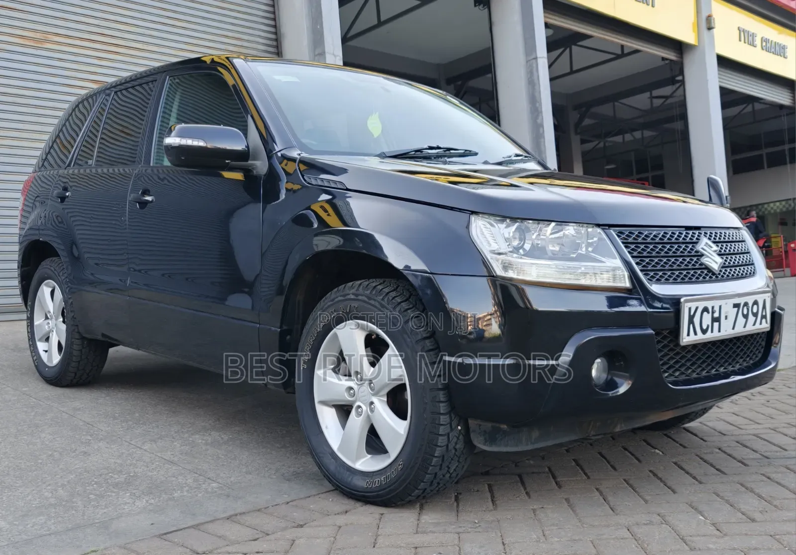 Suzuki Escudo 2010 Black