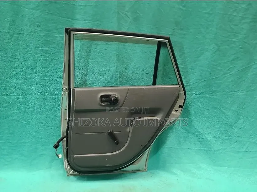 R Door Assy Rh Nissan Ad Vy12 2009