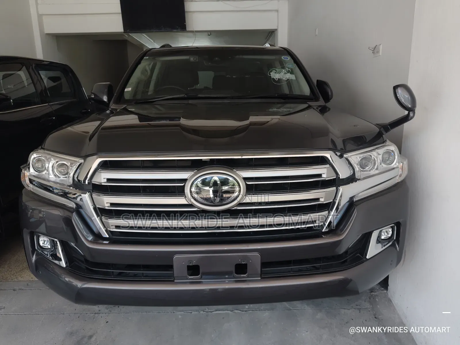 Toyota Land Cruiser 4.6 V8 ZX 2019 Black