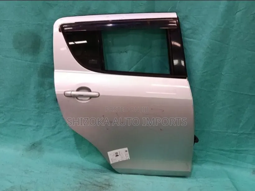 R Door Assy Rh Suzuki Swift Zc72s 2011