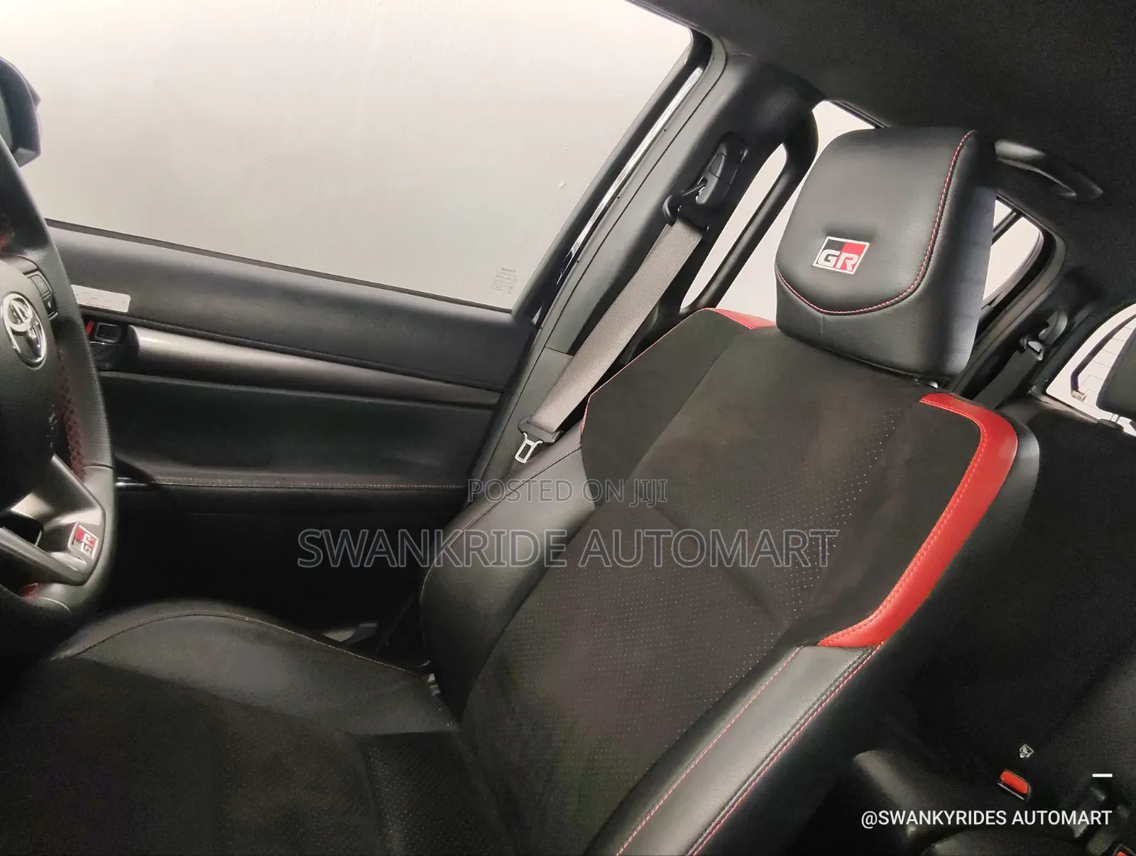 Toyota Hilux Revo Double Cab Deisel 2.4 AWD 2019 Black