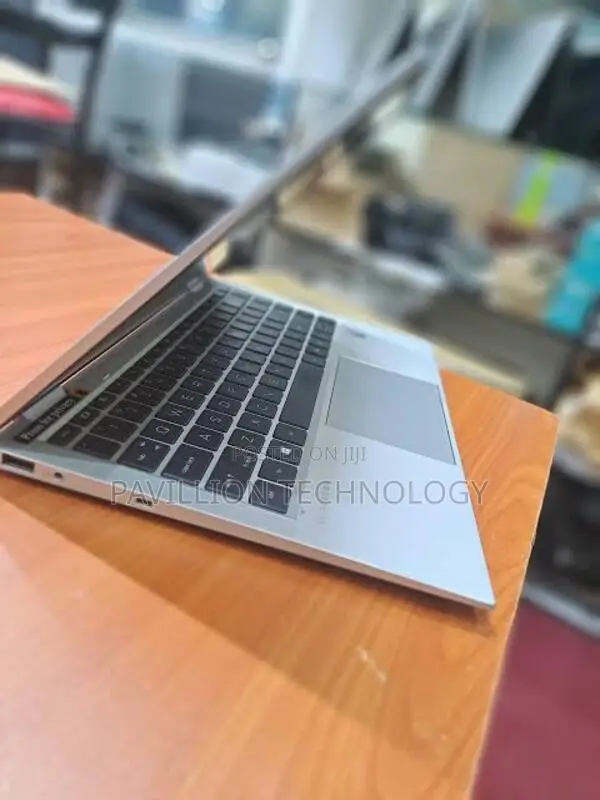Laptop HP EliteBook 1040 G6 16GB Intel Core i7 SSD 256GB