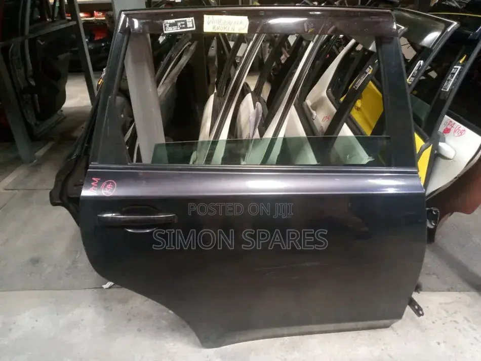 R Door Assy Rh Subaru Exiga Yam 2013