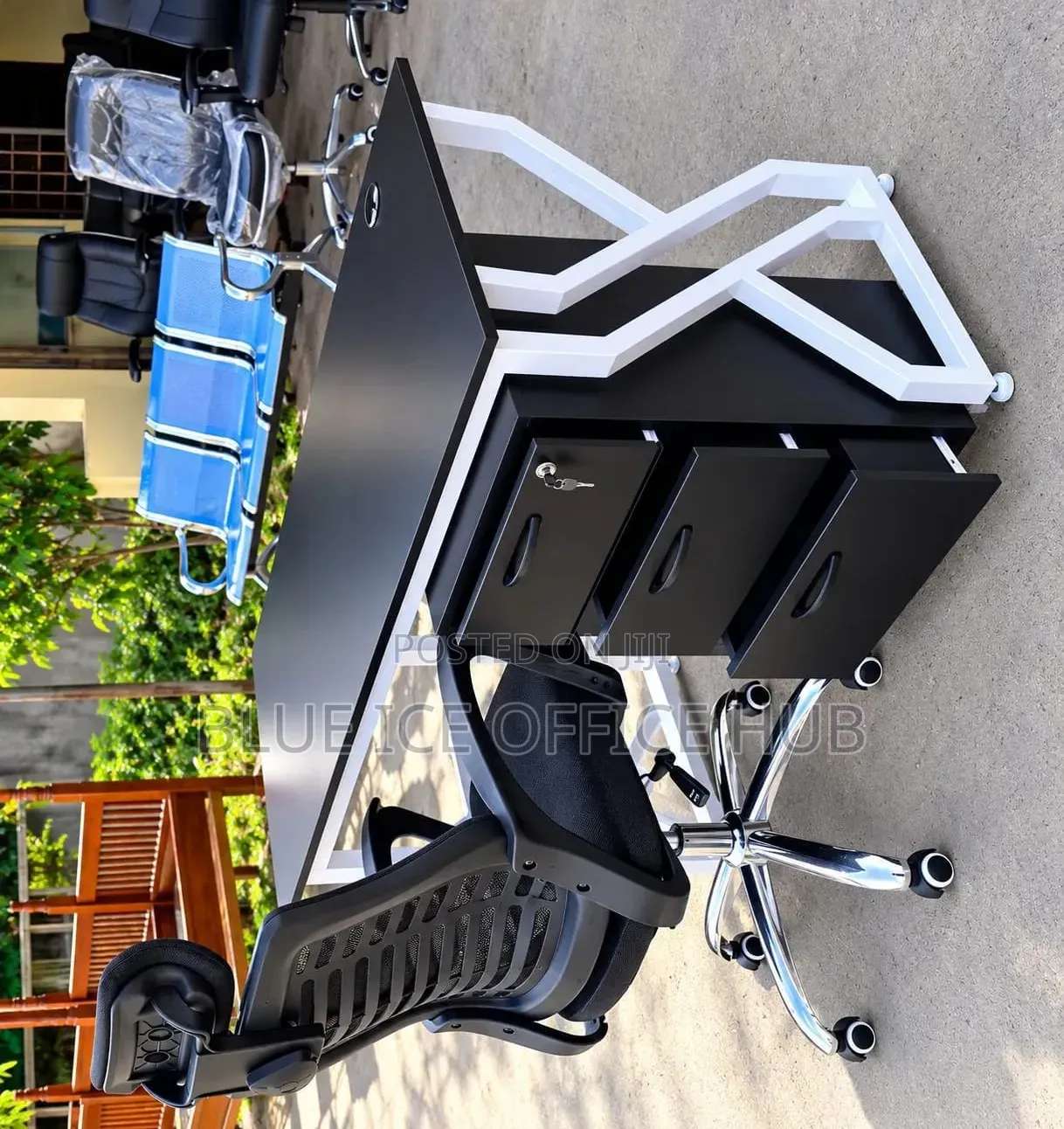 Modern Executive Office Desk With 3 Drawers & Headrest Chair