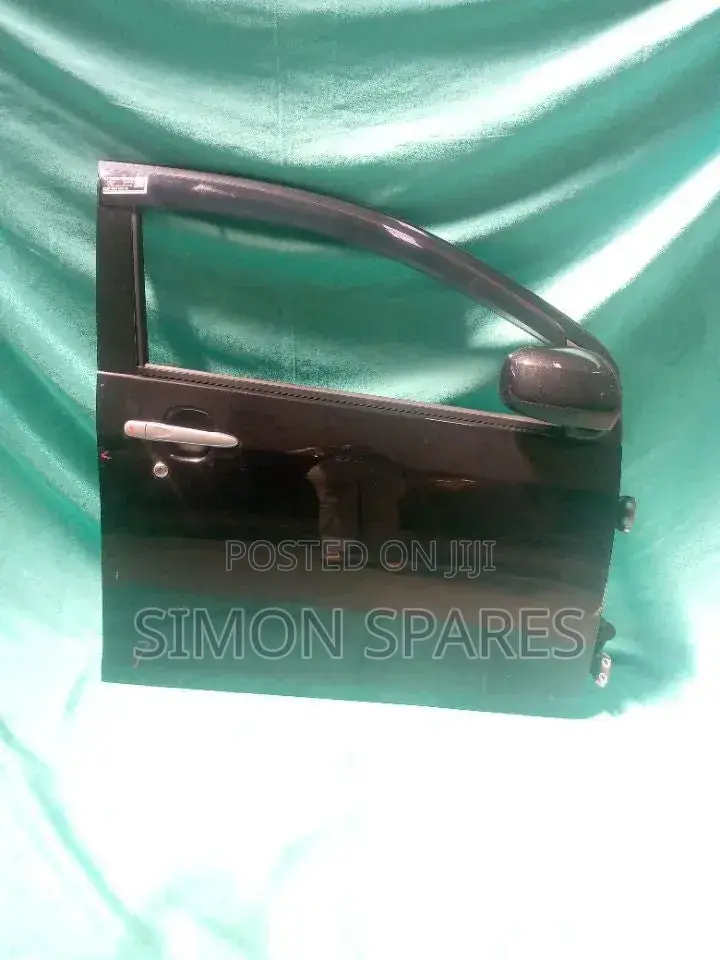 F Door Assy Rh Daihatsu Mira E:s La300s