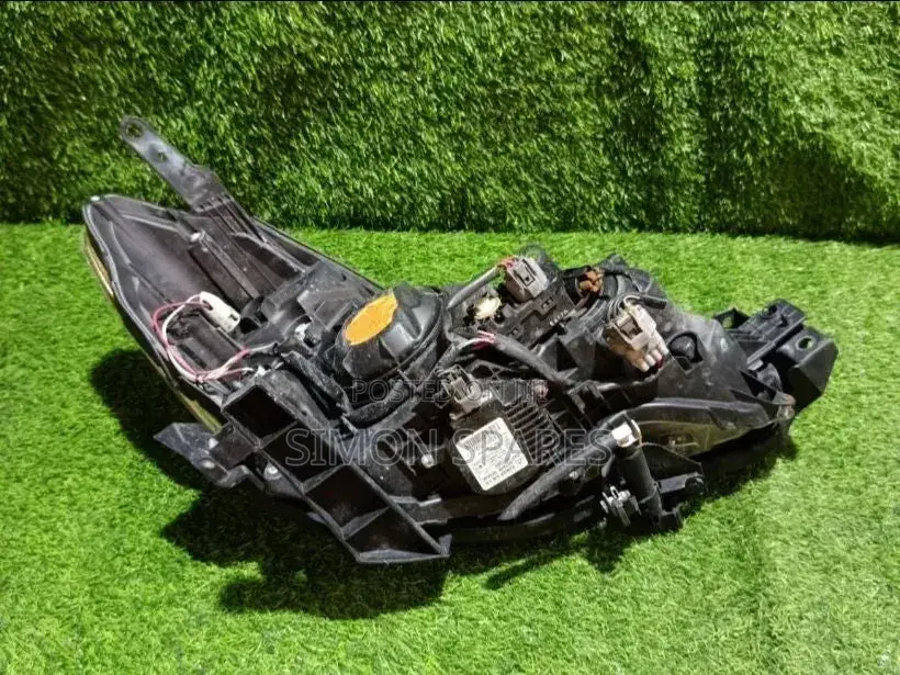 Headlight Assy Lh Subaru Subaru Xv 2015