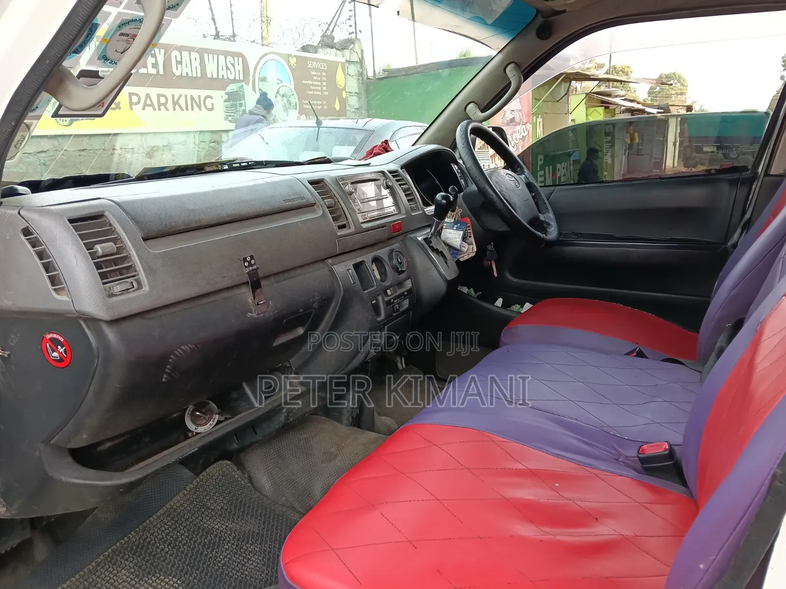 Toyota HiAce 2013 White