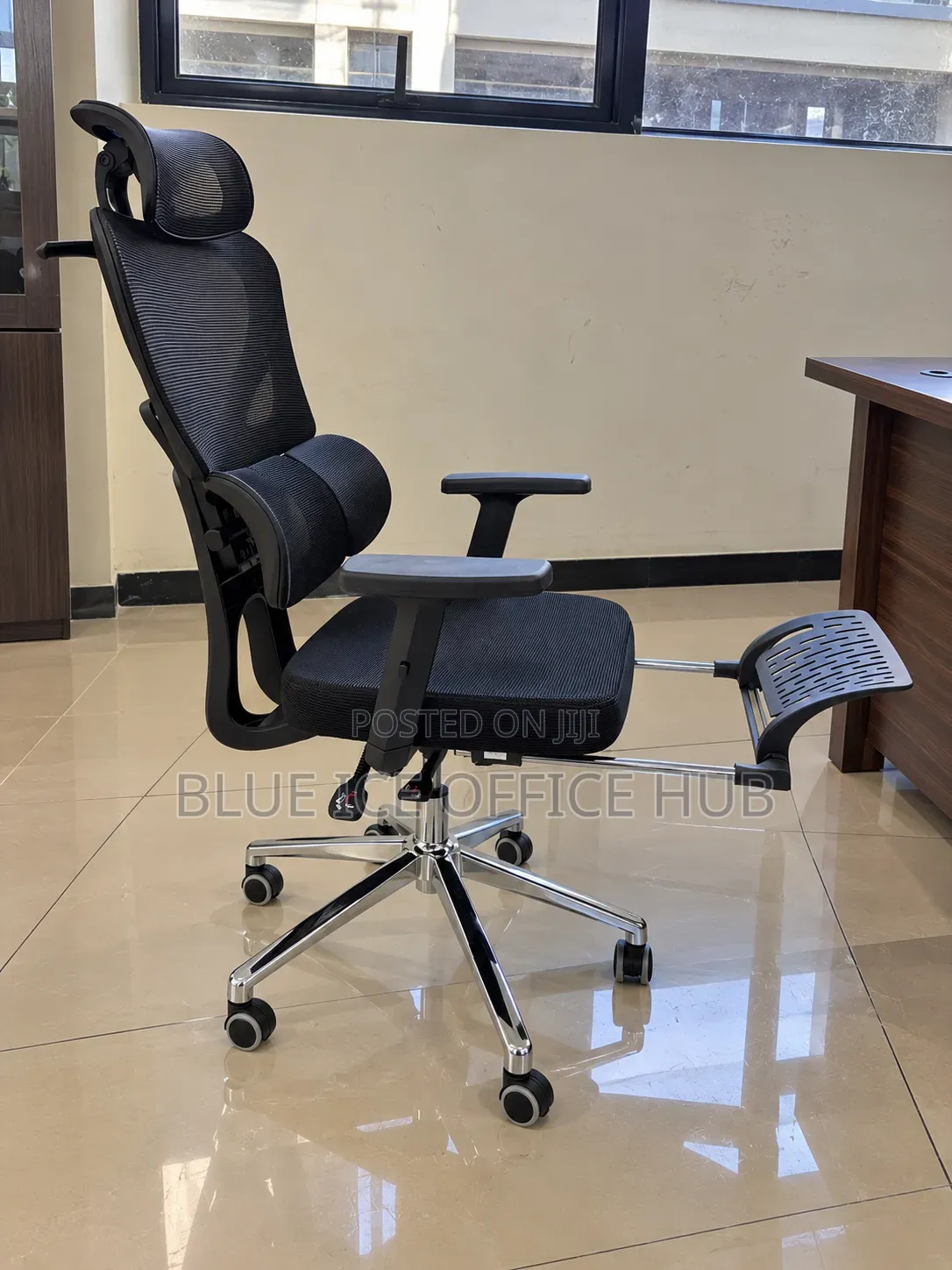 Ergonomic Executive Office Chair With Headrest & Footrest