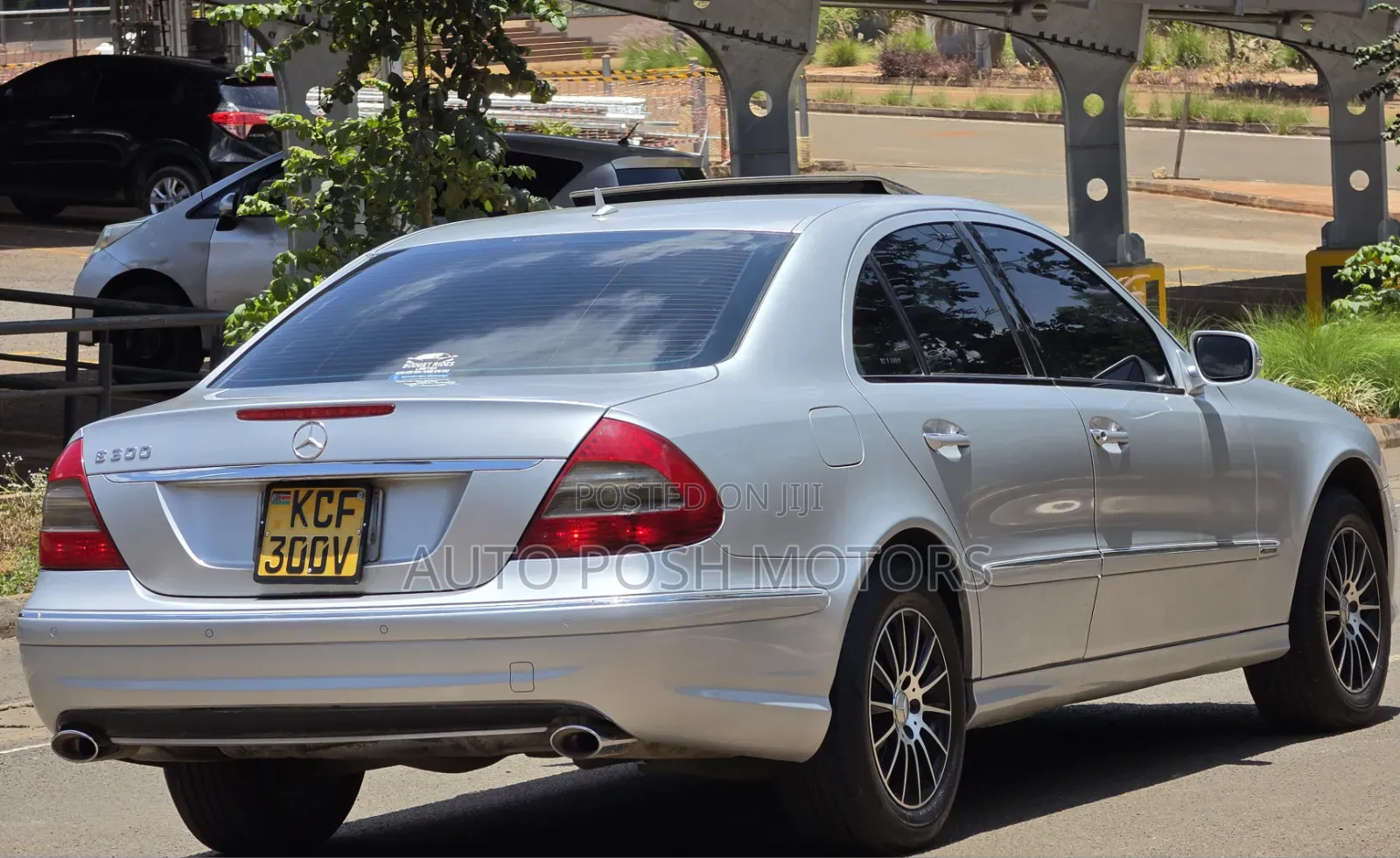 Mercedes-Benz E300 2008 Silver