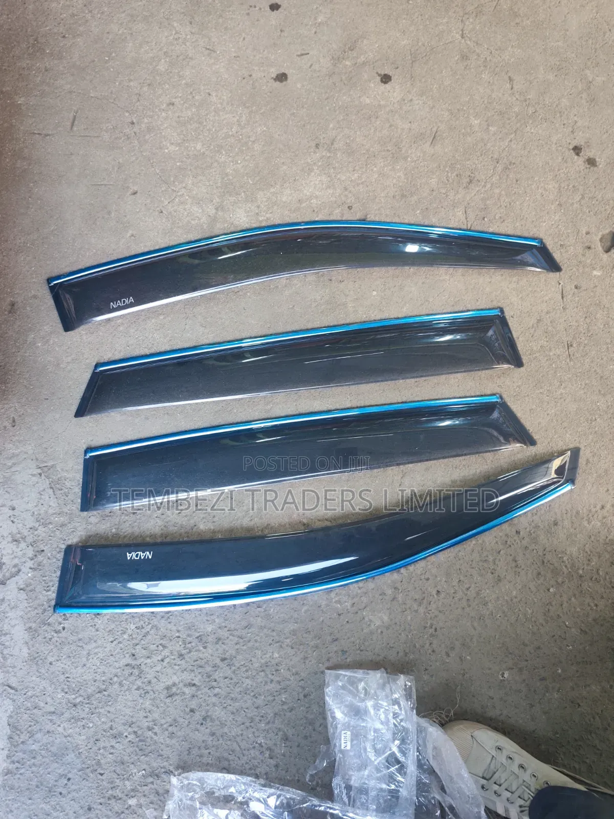 Quality High-Durability Door Visors / Windbreakers for Toyota Nadia