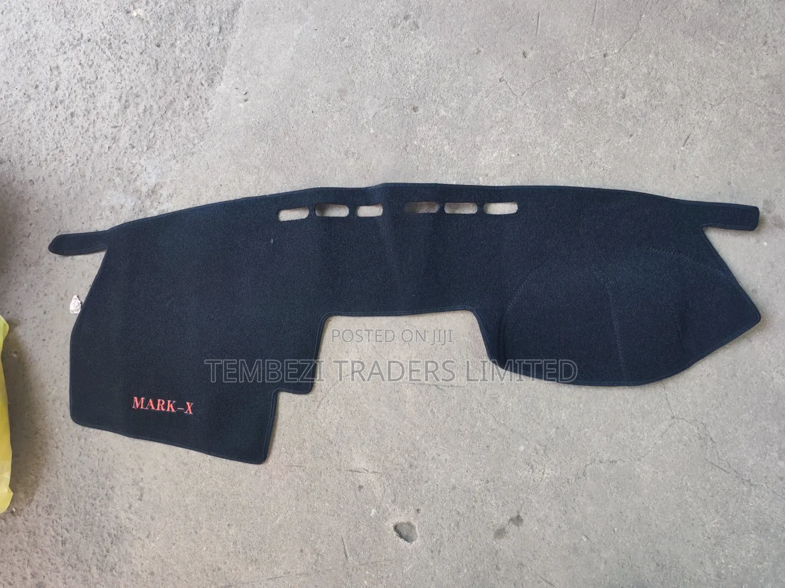 Quality High-Durability Dashboard Cover Carpet for Toyota Mark X