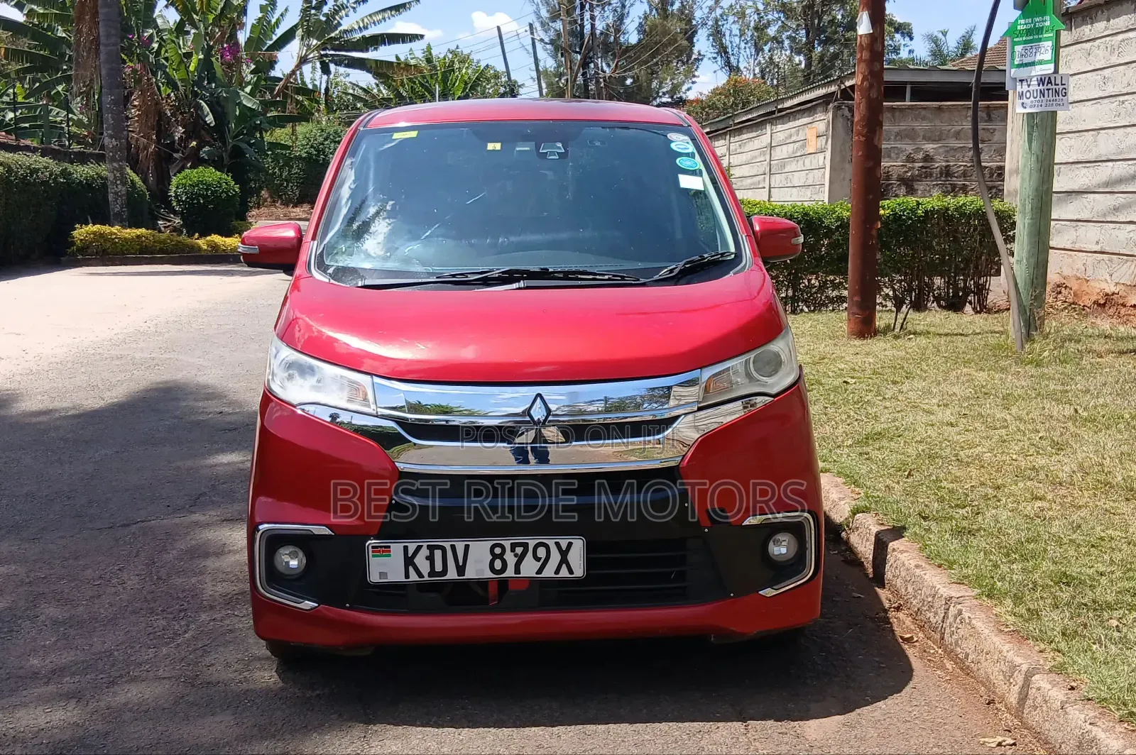 Mitsubishi EK Wagon 660 FWD 2018 Red