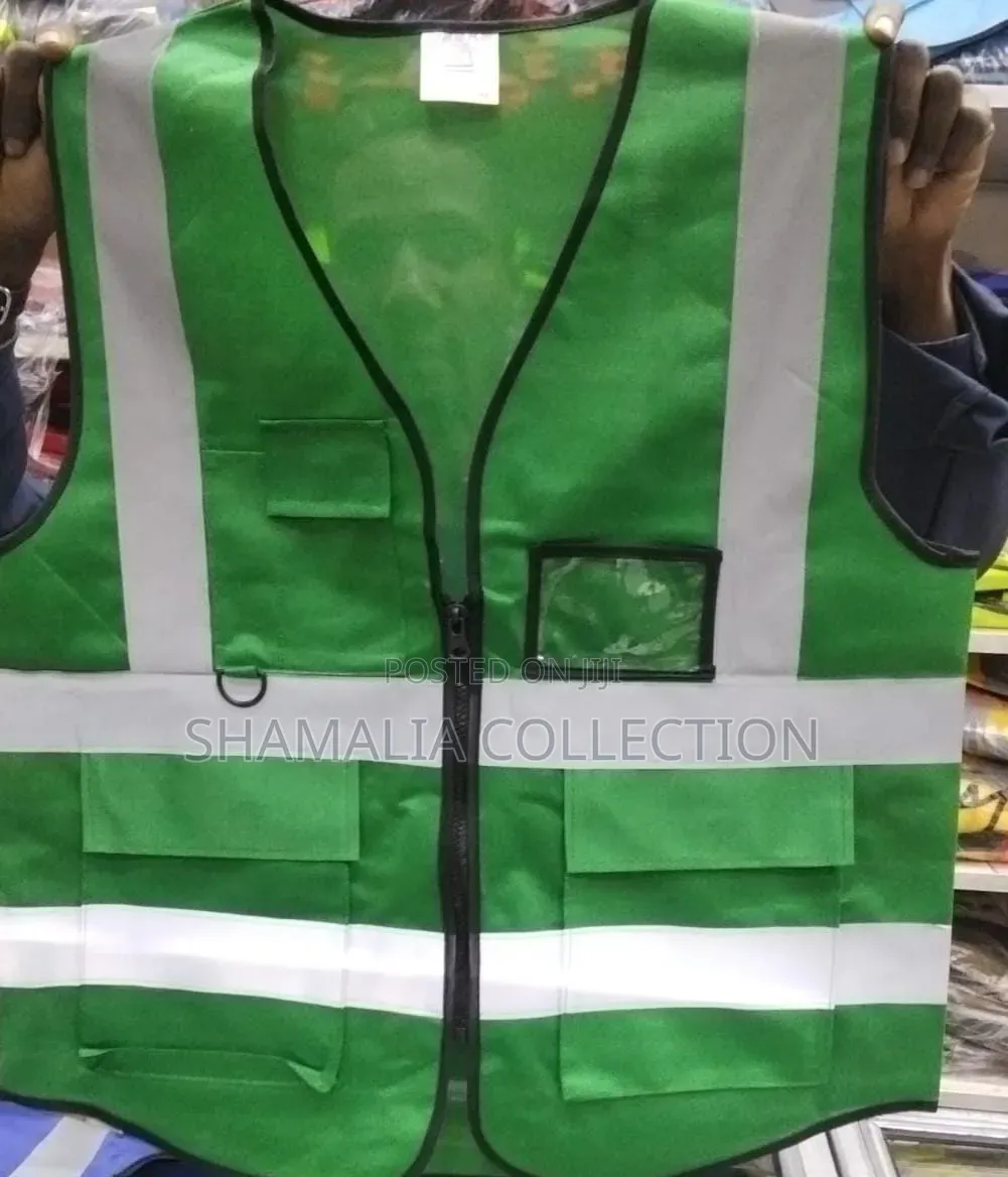 Reflectors With Zip and Pockets
