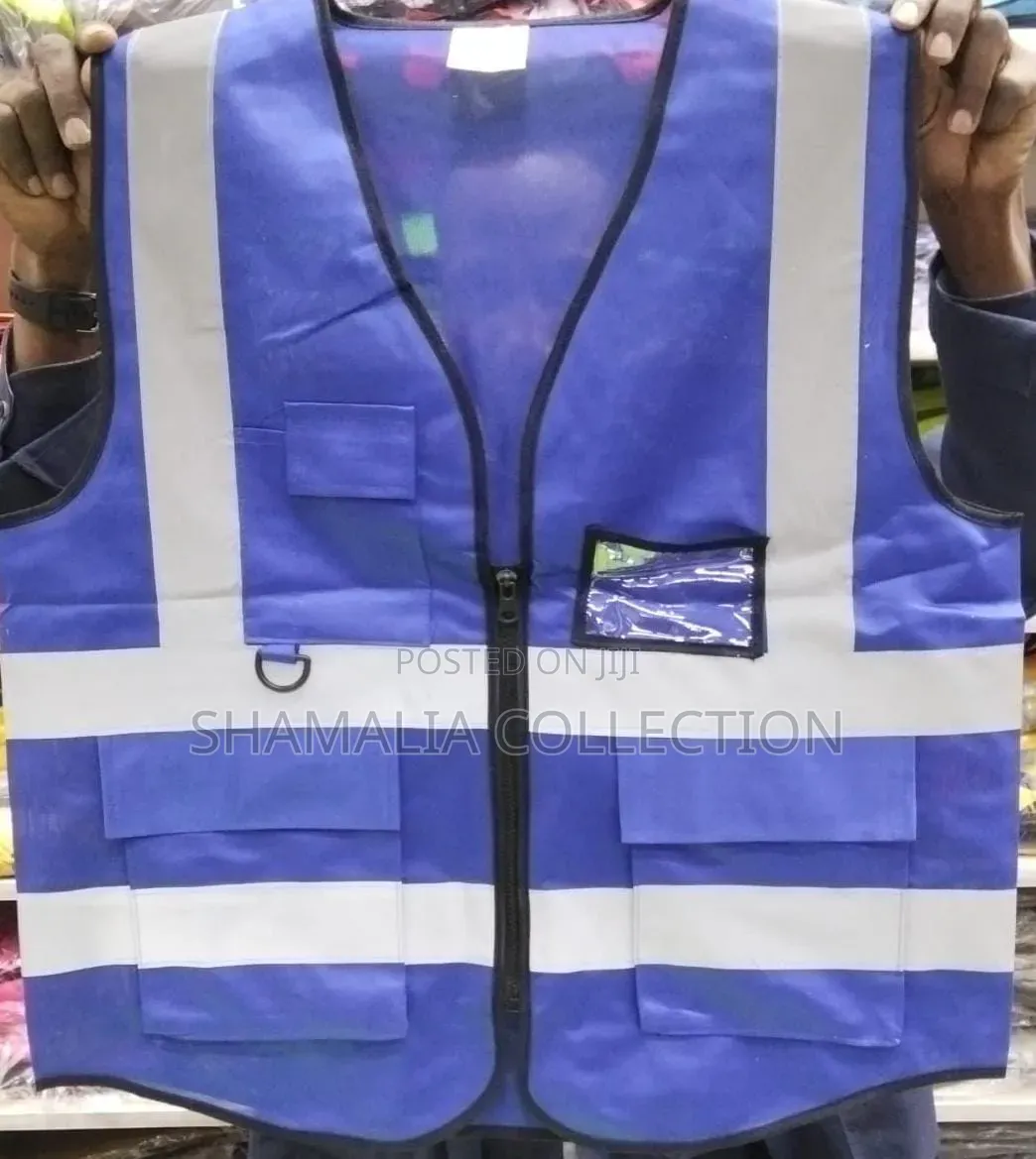 Reflectors With Zip and Pockets