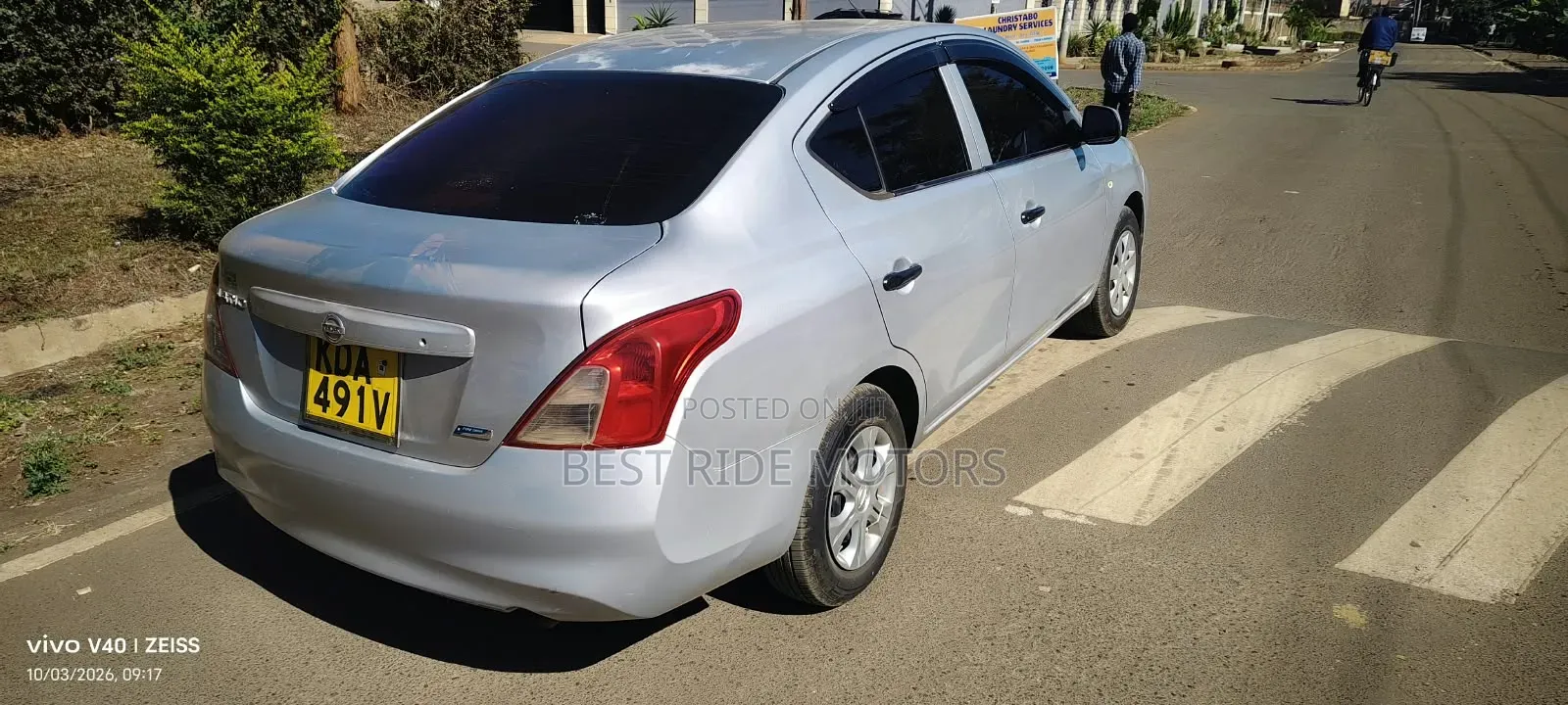 Nissan Latio 1.2 2013 Silver