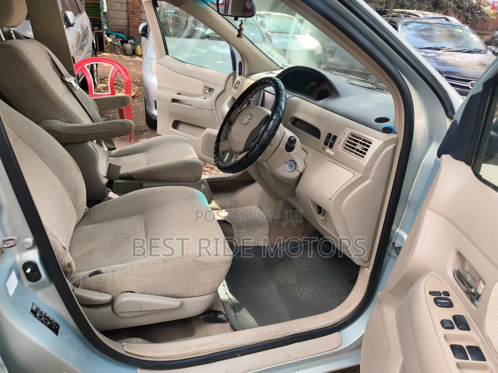 Toyota Raum 1.5 FWD 2007 Silver