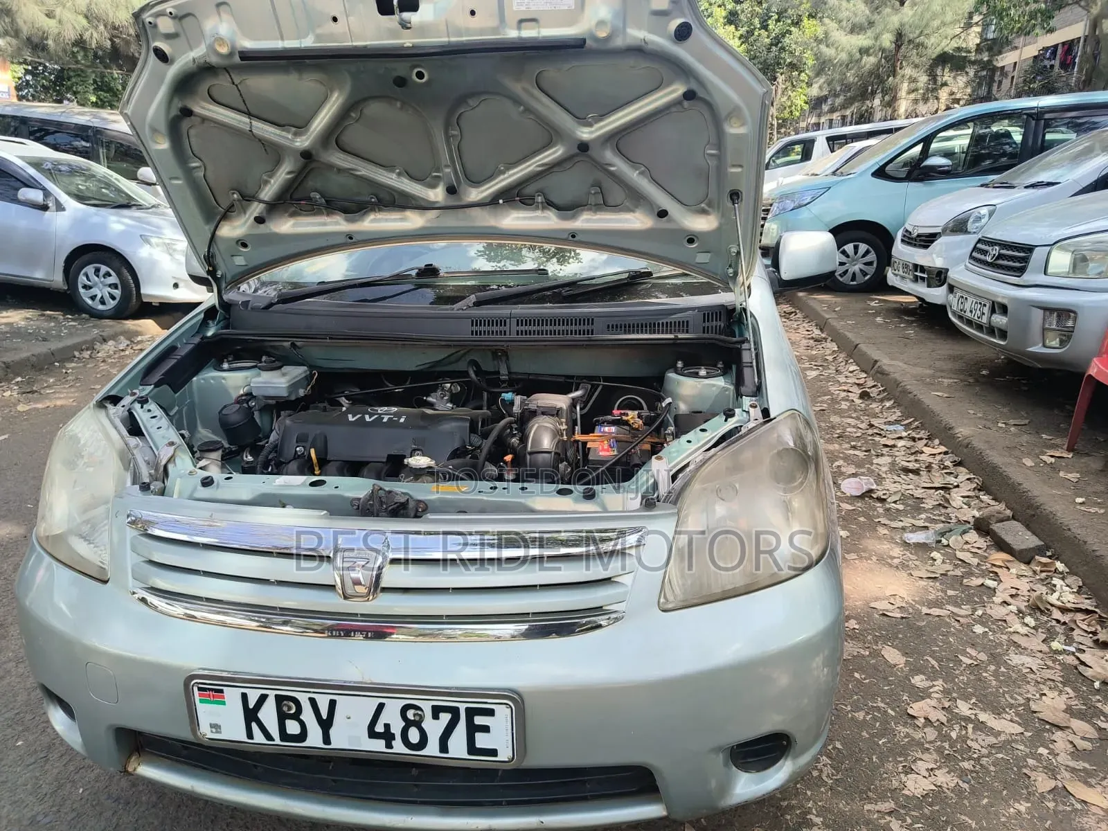 Toyota Raum 1.5 FWD 2007 Silver