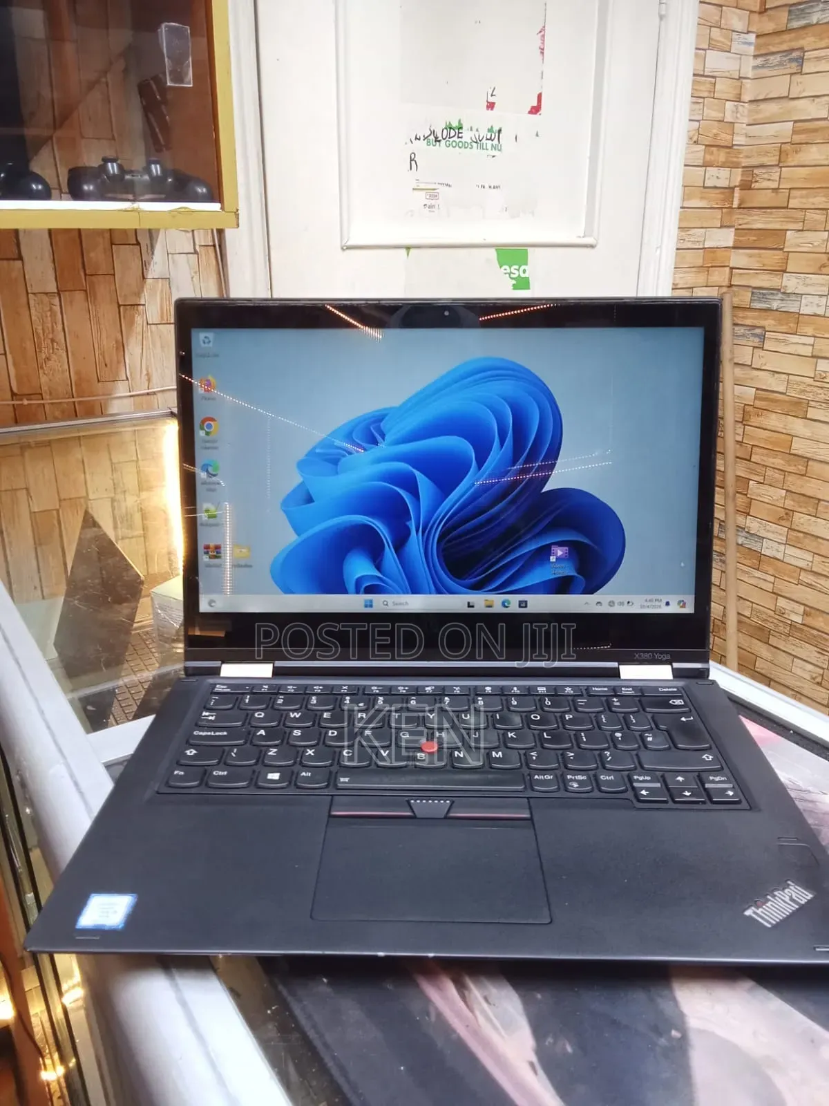Laptop Lenovo ThinkPad X380 Yoga 8GB Intel Core i5 SSD 256GB