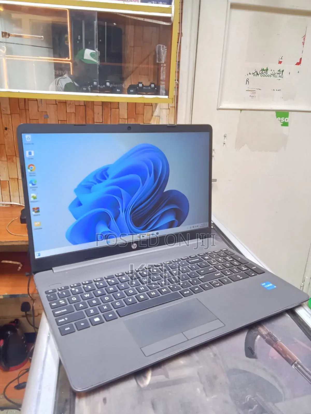 Laptop HP 250 G8 8GB Intel Core i3 SSD 256GB