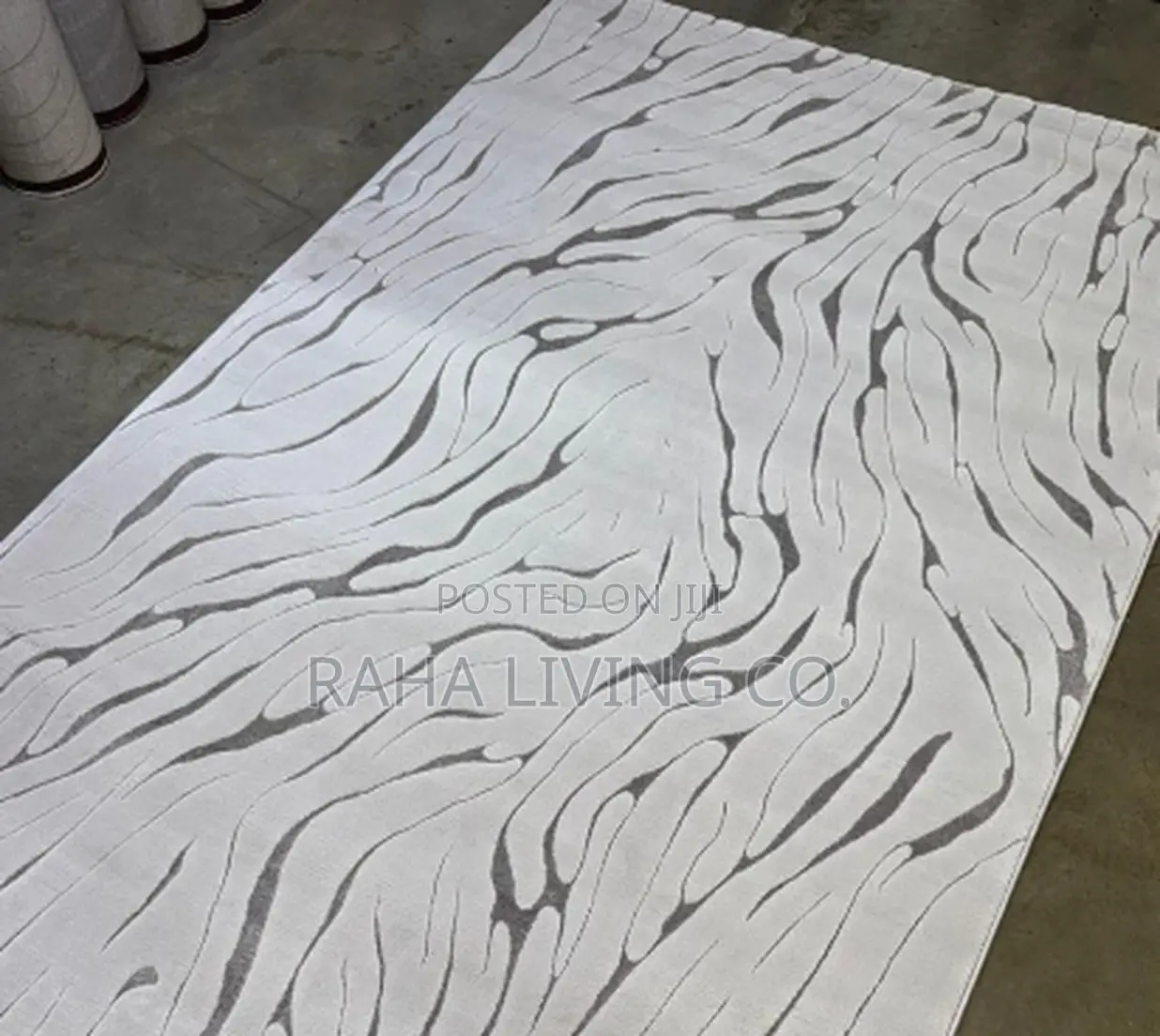 Sadaf Turkish Carpet | 5x8 6x9 | Grey Cream | Premium
