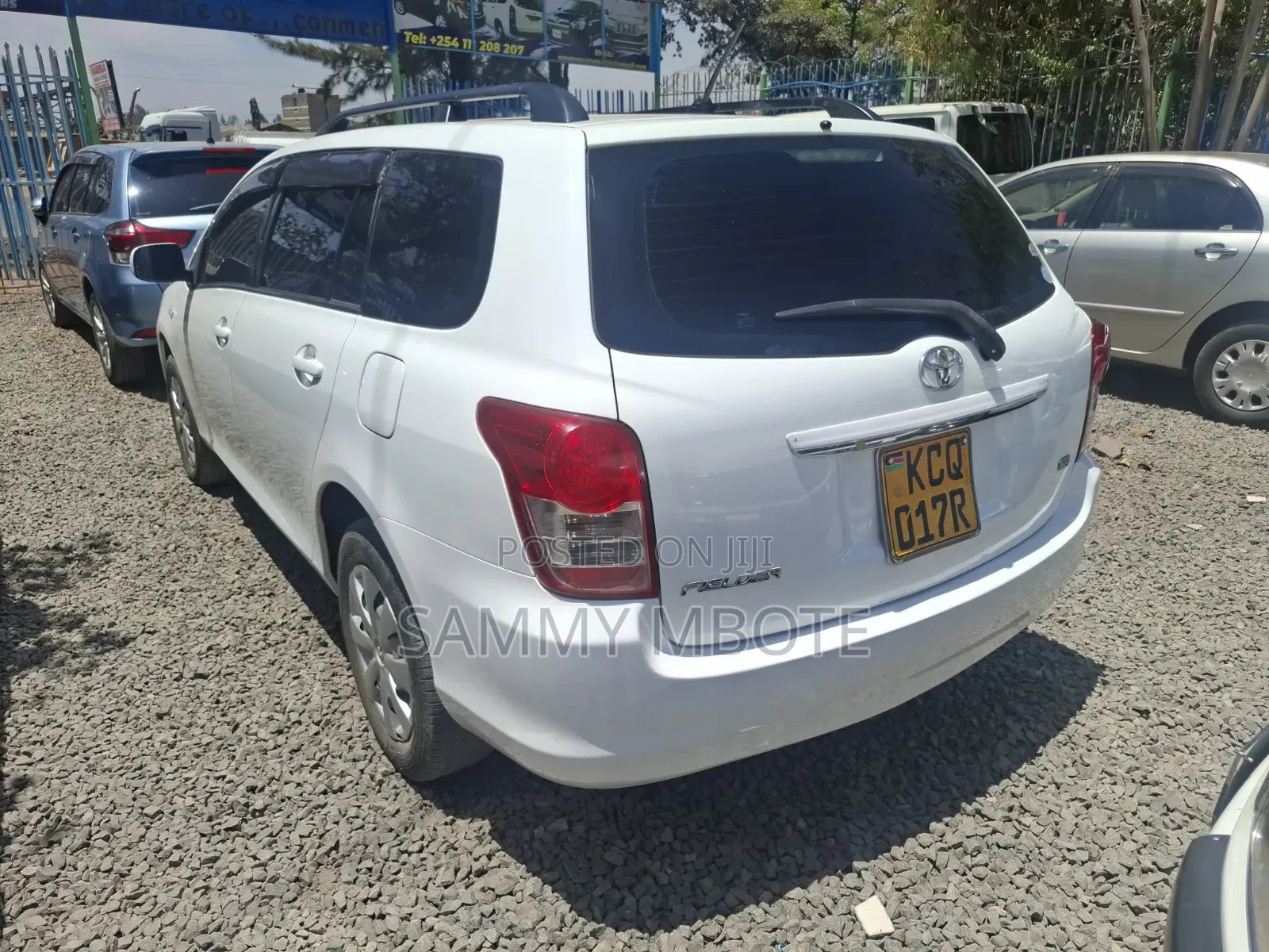Toyota Corolla Fielder 1.5 Petrol FWD 2011 Pearl