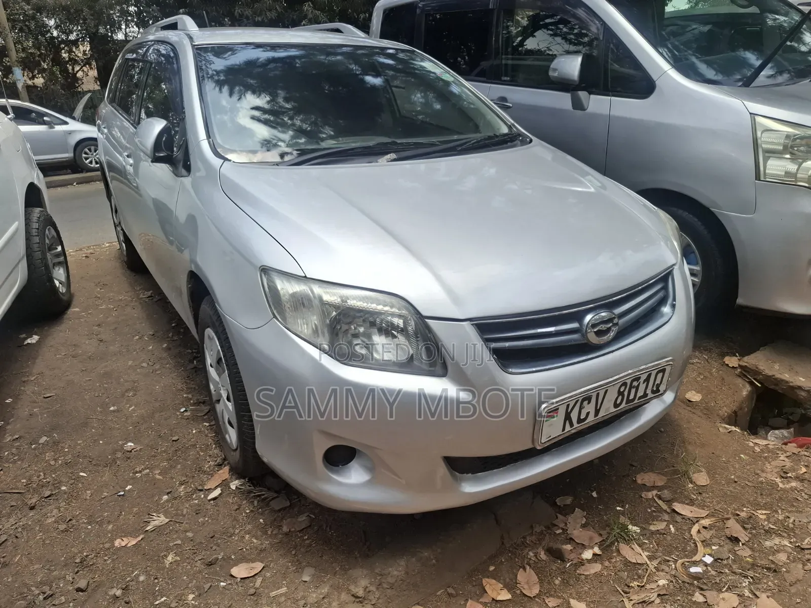 Toyota Corolla Fielder 1.5 Petrol FWD 2012 Silver