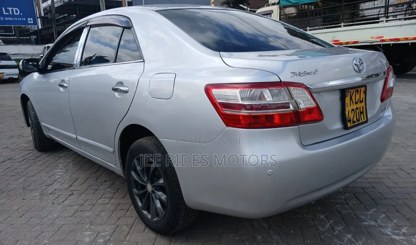 Toyota Premio 2010 Silver