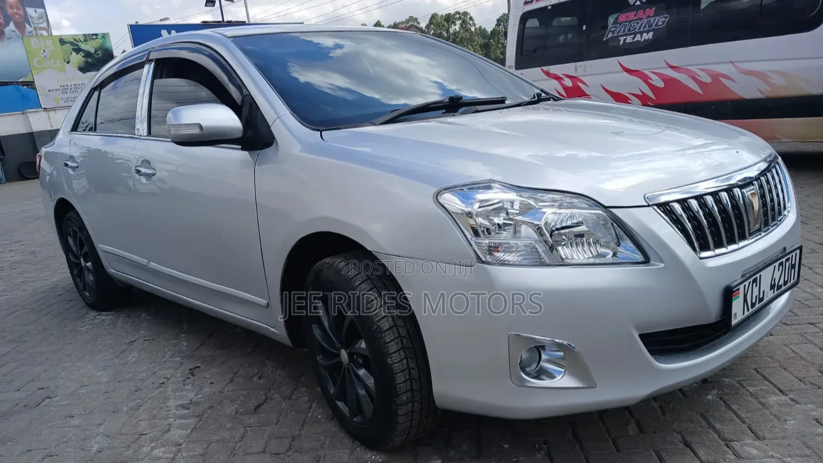 Toyota Premio 2010 Silver