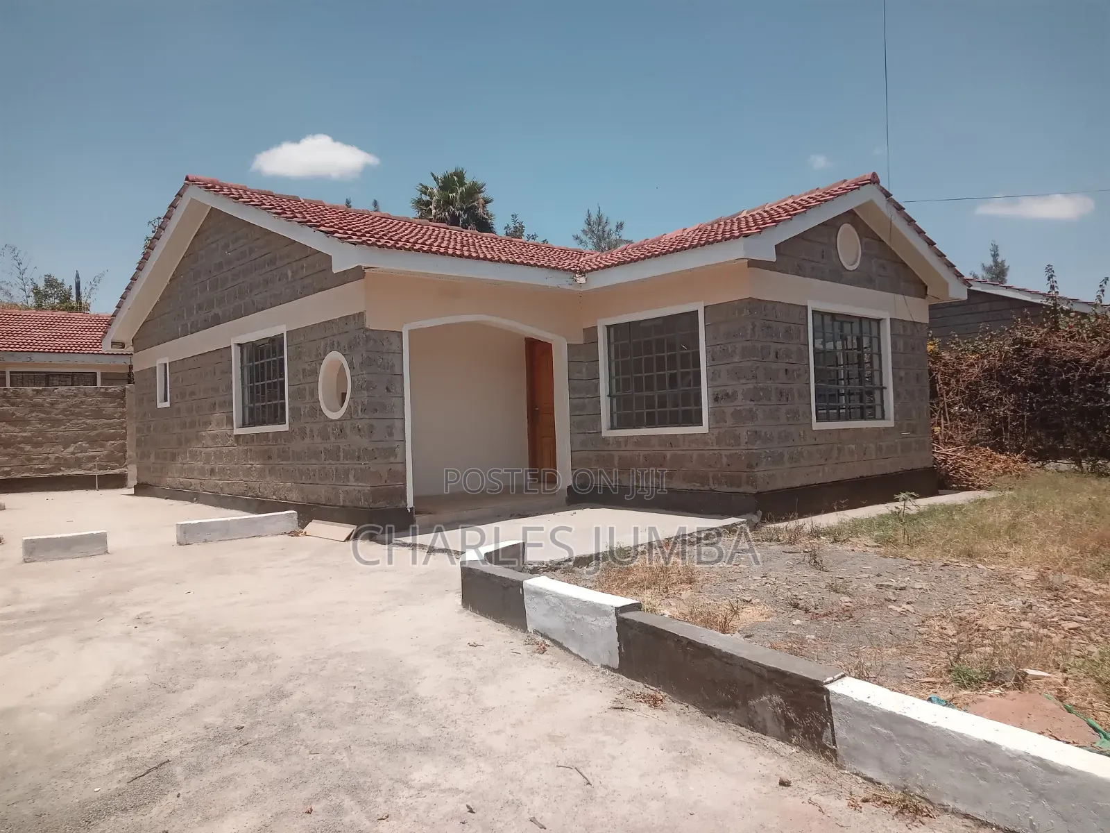 3bdrm Bungalow in Yukos, Kitengela for sale