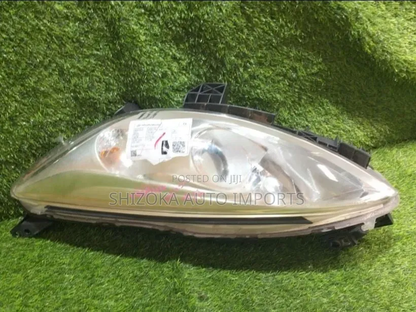 Headlight Assy Lh Mazda Premacy 2011